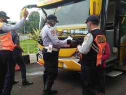 100 Mobil Angkutan Umum Terjaring Razia Operasi Gabungan