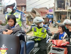 Diduga Hilang, Anak Usia 6 Tahun Ini Ditolong Polantas Polres Kuningan