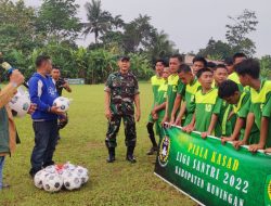 Bangga Jadi Orang Kuningan, Yudi Zanzibar Sumbang Bola di Liga Santri Piala Kasad