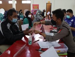 Polres Kuningan “Sawer” Bantuan Kepada 885 Pelaku Usaha
