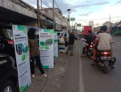 Fahutan Sapa Warga Majalengka dengan Bagikan Takjil