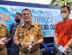 Kementrian Perdagangan Distribusikan 8000 liter Minyak Goreng Curah di Kab. Kuningan