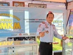 Dukung Usaha UMKM, Kalapas Kuningan Berikan 4 Etalase Siap Pakai