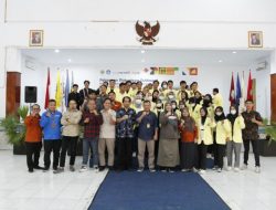 58 Mahasiswa Uniku Resmi Dilepas Untuk Kuliah di Luar Pulau Jawa