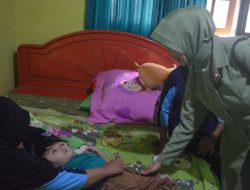Peduli Stunting, Ketua Persit KCK Koorcab Korem 063 Kunjungi Anak Kurang Gizi