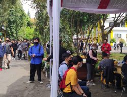 Mahasiswa Uniku Berburu Vaksin BIN