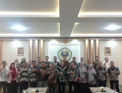 Saling Bersinergi, Umus Brebes Kunjungi Uniku