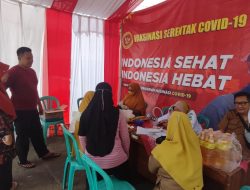 Warga Cibentang Berburu Vaksin Booster
