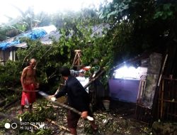 Hujan Lebat, Atap Rumah Warga Jatimulya Roboh