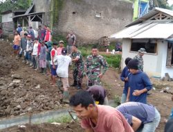 Karya Bakti Pengerasan Jalan, Wujud Peduli Babinsa kepada Warga Binaan