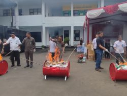 Kejaksaan Negeri Kuningan Musnahkan Barang Bukti Hasil Kejahatan