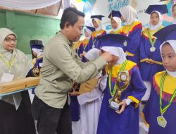 Ratusan Siswa MI PUI Kuningan Lulus Wisuda Tahfiz Al Quran
