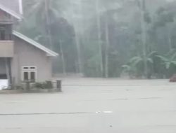 Desa Jamberama Dilanda Banjir Bandang