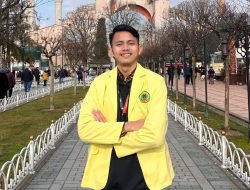 Reza Pratama Lolos Dinobatkan Sebagai Mahasiswa Berprestasi Tingkat Universitas