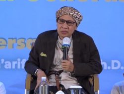 Uniku Hadirkan Buya Yahya, Ribuan Jamaah Padati Gedung SC Iman Hidayat