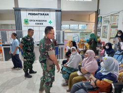 Antusias Masyarakat Ikuti Pelayanan KB Gratis di Lokasi TMMD Kodim Kuningan