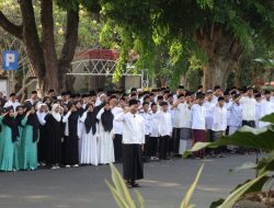 Peringati Hari Santri, Ratusan Orang Padati Lapangan Sekretariat Daerah Kuningan