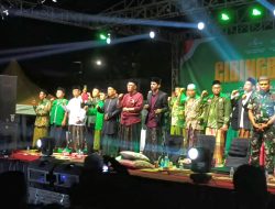 Cibingbin Bersholawat, Yanuar Prihatin dan Habib Zaidan Bin Yahya Hadir Diantara Ribuan Umat