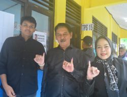 Bersama Istri dan Anaknya, Nuzul Rachdy Nyoblos di SDN 1 Manis Lor