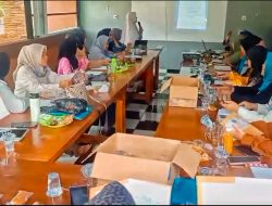 Puluhan Emak Emak UMKM Kuningan Antusias Ikuti Workshop
