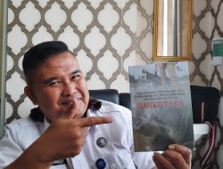 Sepak Terjang Kepala BNN Kabupaten Kuningan Kombes Pol Yaya Dituangkan Dalam Sebuah Buku