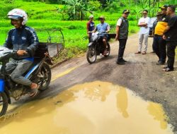 Jalan Desa Jalatrang Mendapat Perhatian Pemkab Kuningan, Sekda Dian : Bulan Mei Sudah Mulai Dikerjakan