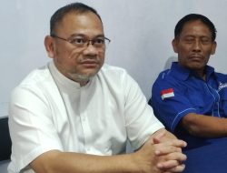 Resmi Daftar Bacabup ke Partai Demokrat, dr Deni : Saya Hanya Menjalankan Amanat Sepuh