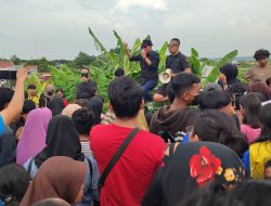 Aksi Damai Usut Tuntas Kasus Pembunuhan Vina, Ratusan Warga Padati Jembatan Talun