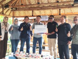 BRI Gulirkan CSR Untuk “Desa BRILiaN” Desa Cikaso