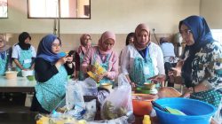 “Gandeng” Puspita Cipta Group, Peserta Pilihan BLK Disnakertrans Kuningan Mendapat Pelatihan Calon Wirausahawati
