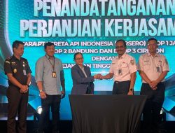 KAI Daop 1 Jakarta, Daop 2 Bandung dan Daop 3 Cirebon Teken Kerjasama dengan Kejaksaan Tinggi Jawa Barat