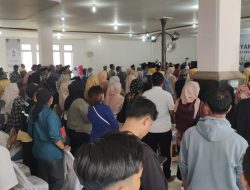 Teriakan “Dian Bupati Kuningan” Menggema di Gedung Baraya