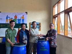 Himpunan Mahasiswa Teknik Informatika Uniku Gelar Sosialisasi Pemilihan Sampah Organik dan Non Organik di Desa Puncak