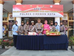 Apel Hari Jadi Polwan ke-76, Kapolres Cirebon Kota Bacakan Puisi