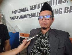 Verifikasi Administrasi Bakal Calon Bupati Kuningan Selesai, Ketua KPU : Seluruh Bapaslon Telah Memenuhi Persyaratan Administrasi