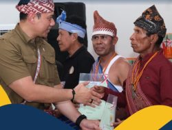 25 Tahun Hidup Dalam Keprihatinan, Masyarakat eks Timor Timur Menerima Sertipikat Tora