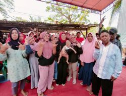 Ratusan Pendukung Anggota Legislatif dari Partai PKS Pindah Haluan Dukung Nina-Tobroni