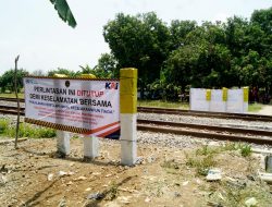 KAI Daop 3 Cirebon Tutup Perlintasan Liar Km 184+1/2 Desa Sukalila Kabupaten Indramayu