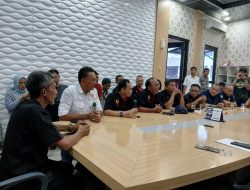 Tak Terima Atas Tindakan Arogan Ketua DPRD, Pengurus KONI Cirebon Datangi Gedung DPRD Kota Cirebon