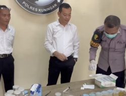 Pastikan Tidak Pakai Narkoba, Puluhan Personel Satnarkoba Dites Urine