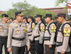 Polres Cirebon Kota Gelar Apel Pergeseran Pasukan Pengamanan Pilkada Serentak 2024