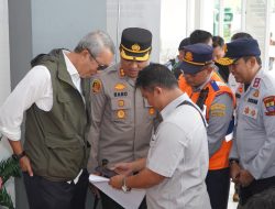 PJ Walikota Cirebon Bersama Kapolres Cirebon Kota Lakukan Rampcheck Angkutan Nataru di Terminal Harjamukti