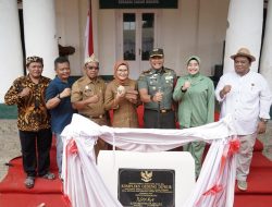 Bupati Indramayu Nina Agustina Resmikan Gedung Duwur Sebagai Bangunan Cagar Budaya