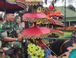 Puluhan Anak Yatim “Ngabuburit” Keliling Kota Naik Delman Bersama TNI