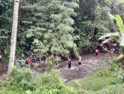 300 Orang Sisir Sungai, Bupati Dian Datangi Rumah Korban Tenggelam