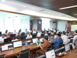 Sepakati Langkah Penanggulangan Banjir di Jabar, Semua Badan dan Sempadan Sungai Harus Ditertibkan