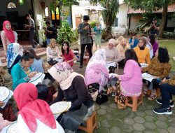 PBI Cirebon Gelar Ngabuburit Membatik di Keraton Kacirebonan