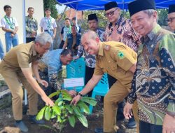 Peringati Hari Bumi, Kemenag Kuningan Sukseskan Gerakan Penanaman Sejuta Pohon