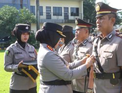 Kapolresta Cirebon Pimpin Upacara Serah Terima Jabatan Sejumlah Kapolsek