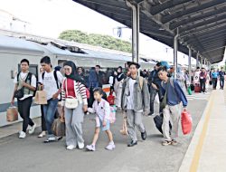 Selama Libur Lebaran 2025, KAI Daop 3 Cirebon Layani 338.855 Pemudik